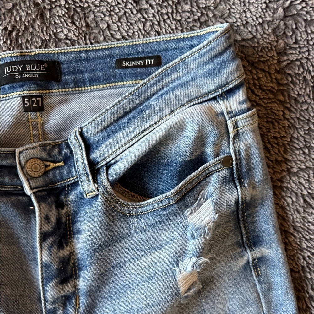 JUDY BLUE Women’s Distressed Skinny Jeans - Picture 13 of 16